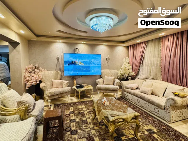 شقه للبيع بمصر الجديده متفرعه من عبد العزيز فهمي