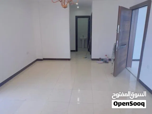 شقة  حديثة للبيع في البصره- مدينة السعفة السكنية