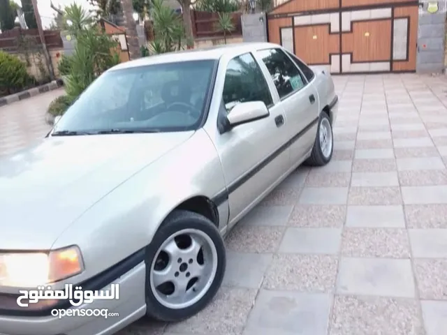 Used Opel Vectra in Amman