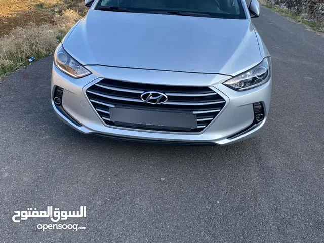 Used Hyundai Avante in Amman