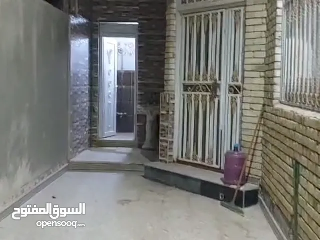 150 m2 2 Bedrooms Townhouse for Rent in Basra Other