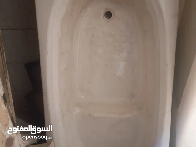 حوض الاستحمام وبانيه مغسله مطبخ
