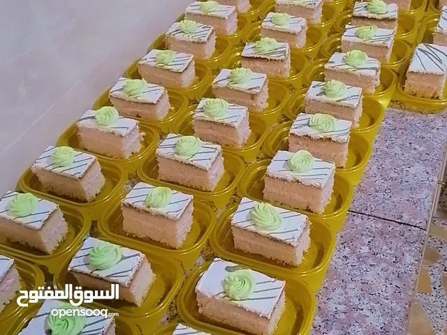 قطع كيك للتوزيعات