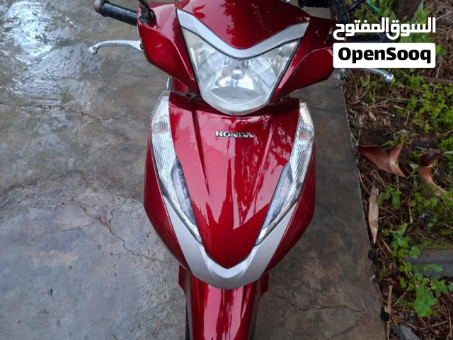 2016 هوندا أخرى