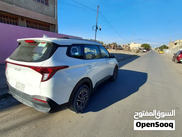 2023 كيا كارينز Standard