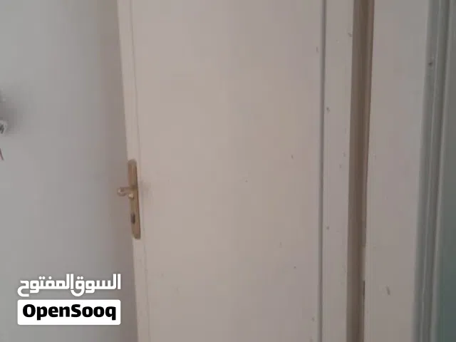 ابواب خشب سويد نظيفة