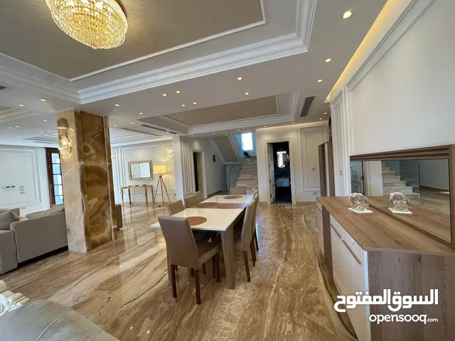 650 m2 4 Bedrooms Villa for Rent in Giza Sheikh Zayed