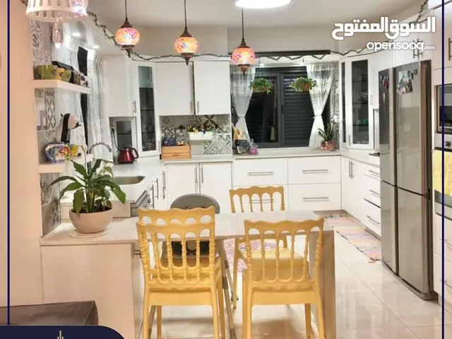 175 m2 2 Bedrooms Apartments for Sale in Ramallah and Al-Bireh Ein Musbah