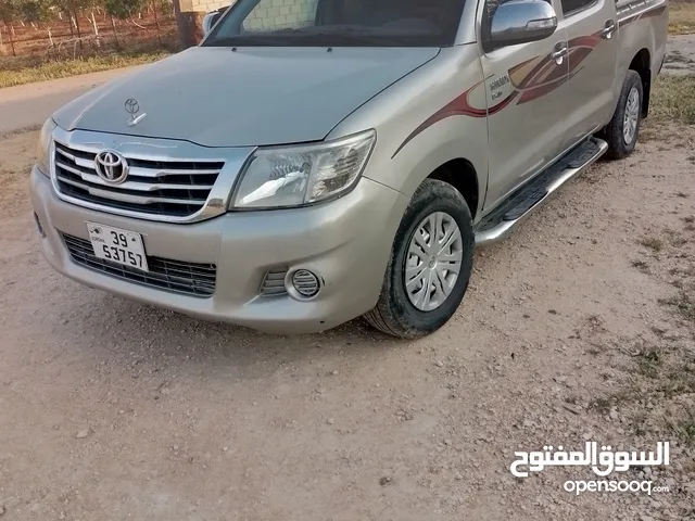 Toyota Hilux 2006 in Mafraq
