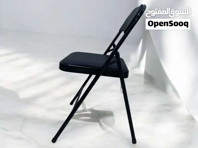 كرسي جلد قابل للطي اسود  متوفر توصيل لجميع محافضات