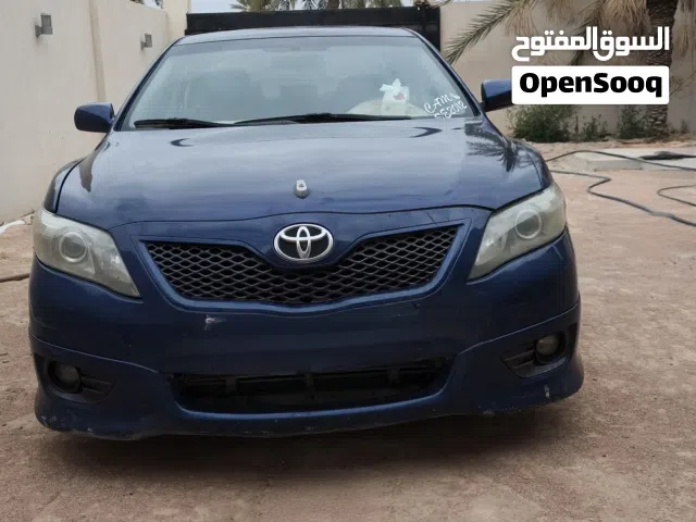 2011 تويوتا كامري SE