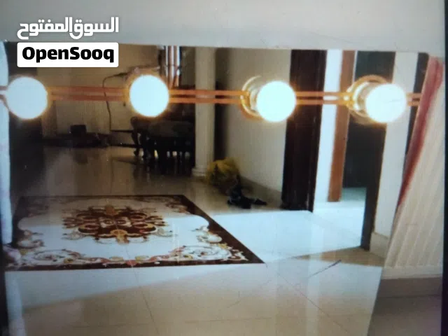 مرايا لببيع