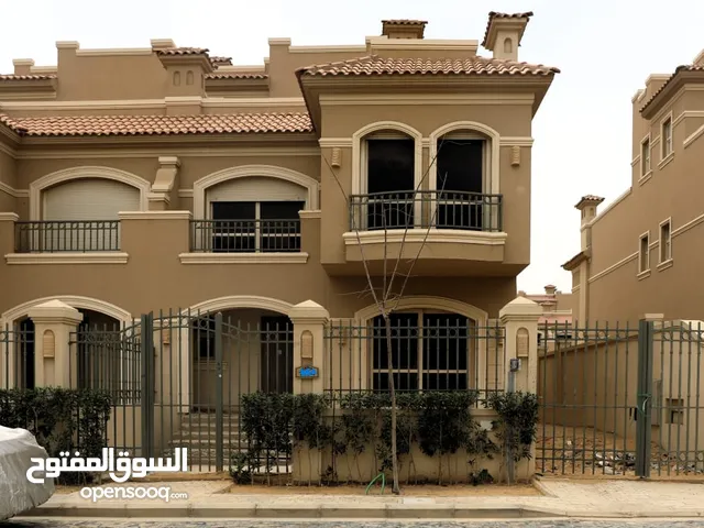 300 m2 5 Bedrooms Villa for Sale in Cairo Fifth Settlement
