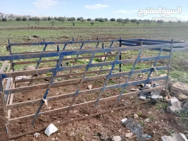 صندوق بكم بورتر غرفة وربع للبيع مع حنايا وشادر كتان تسكير من جميع الجهات