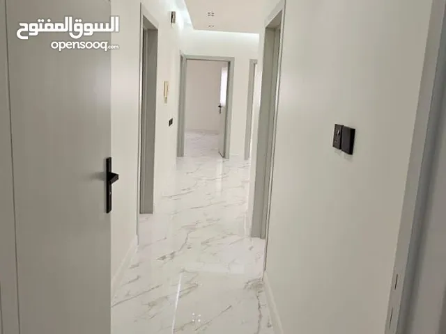 180 m2 4 Bedrooms Apartments for Rent in Al Riyadh Al Malqa