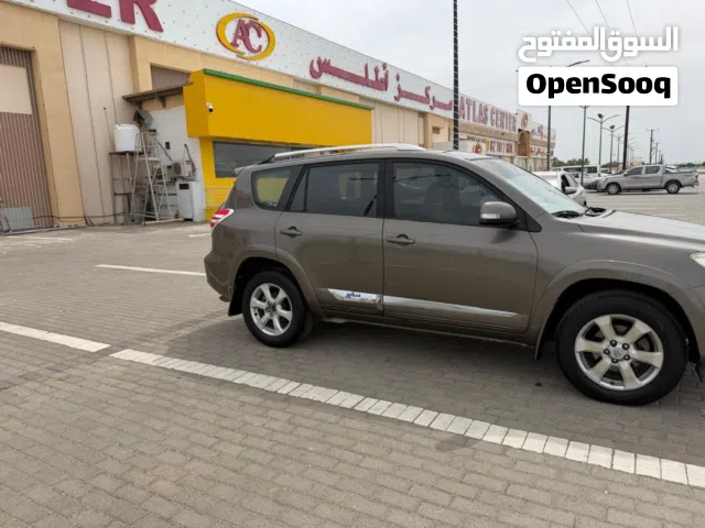 2012 تويوتا راف فور Limited