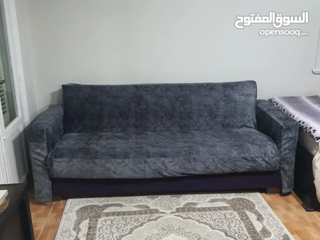 كنبه بتتفتح سرير