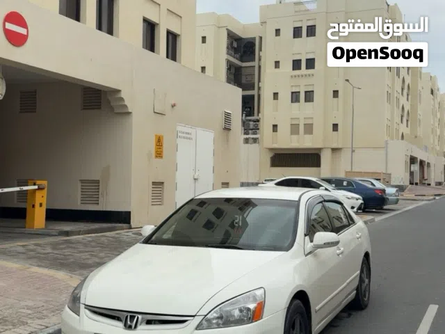 2005 هوندا اكورد DX