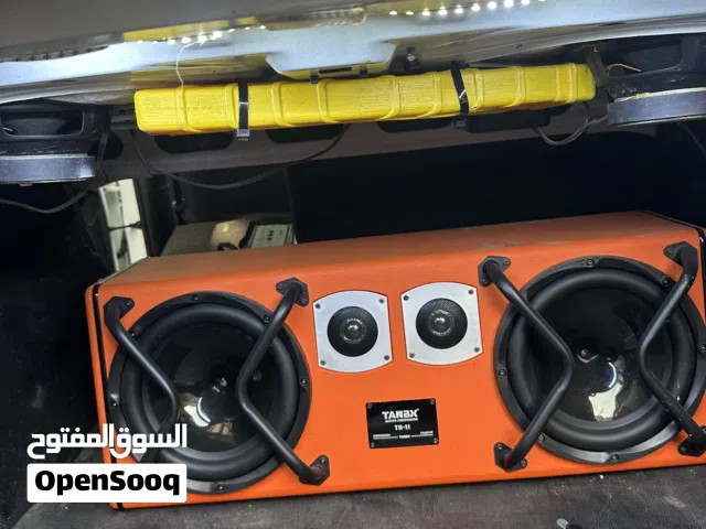 سستم صوت سيارة مع دمام كامل