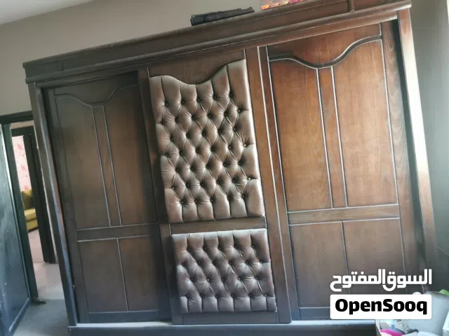 غرفه نوم خشب لاتيه 18 مع ملحقاتها وفرشتها تفصيل وخزانه كبيره