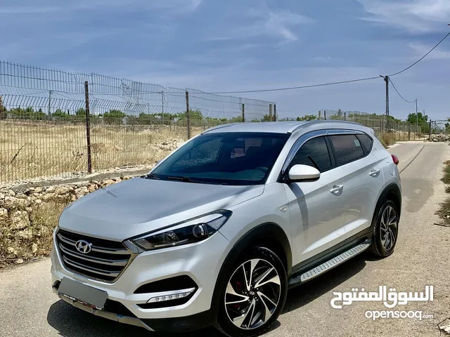 توسان ترخيص 2018 4x4