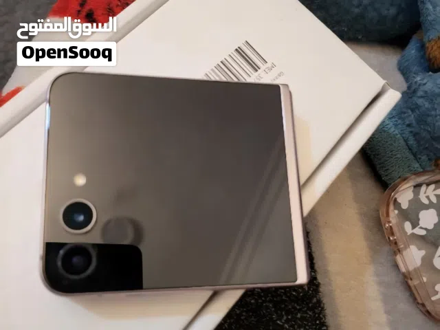 Samsung Galaxy Z Flip5 512 GB in Dammam