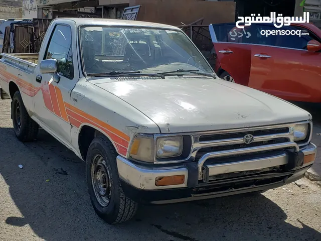 Toyota Hilux 1993 in Sana'a