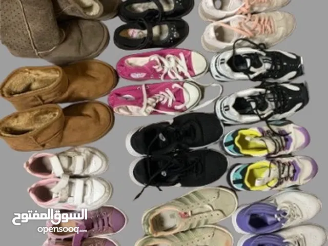 أحذية رياضية واستعمال يومي - بناتي بحالة جيدة جداً معظمهم ماركات اصلية- للبيع جملة ومفرق