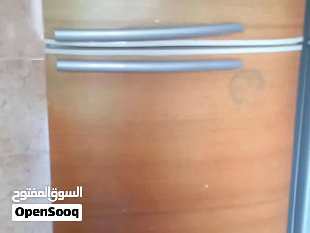 ثلاجه للبيع