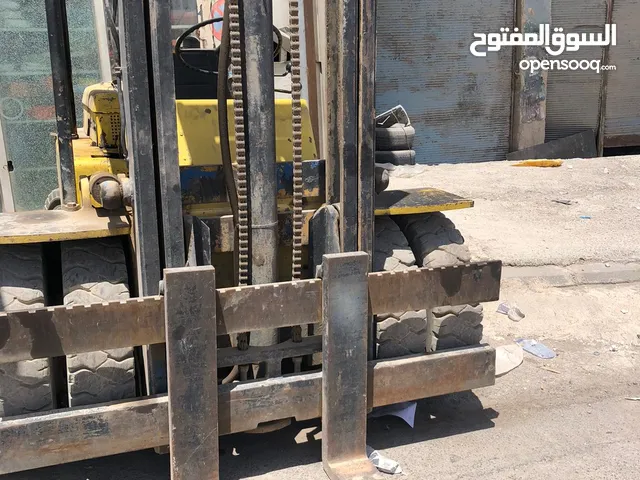 رافعة شوكية 5 طن هايستر