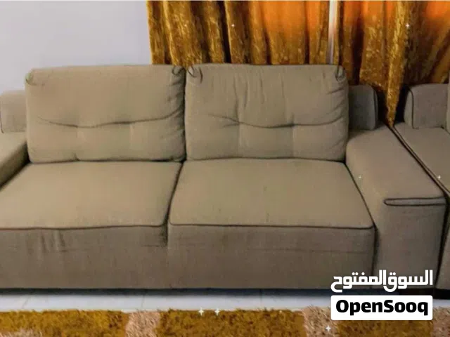 طقم كنب نظيف