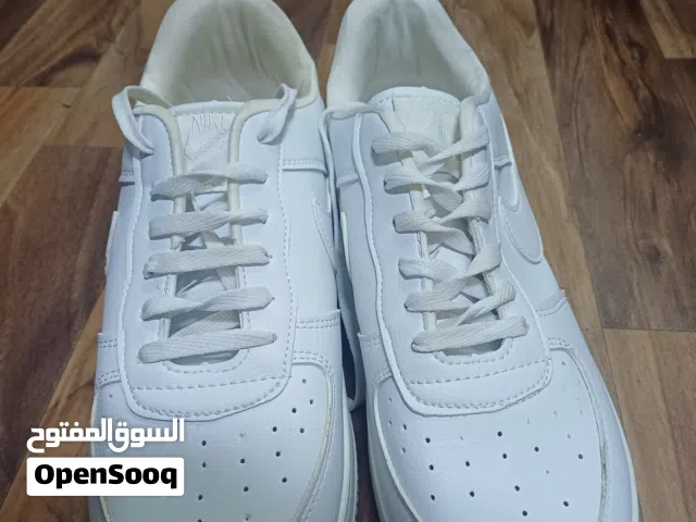 اير فورس مقاس 42