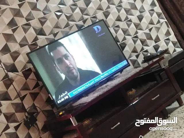 طاولة تلفزيون