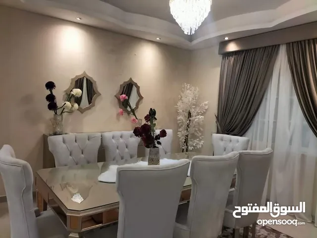 211 m2 3 Bedrooms Apartments for Sale in Cairo Madinaty
