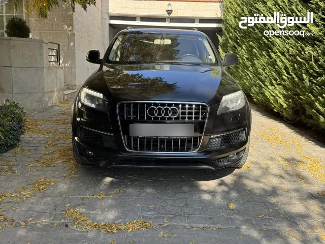 Audi Q7 in excellent condition no accidents