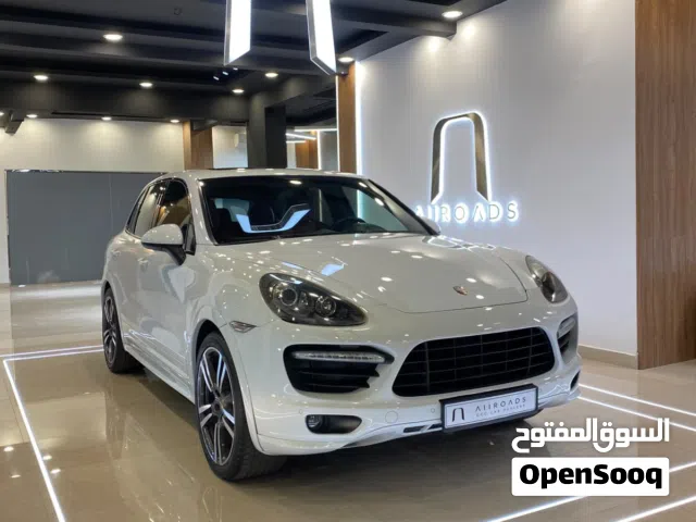 2014 Porsche Cayenne Cayenne GTS
