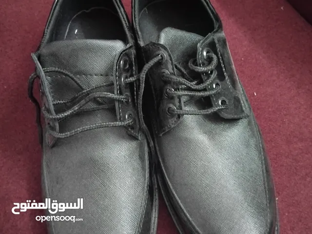 42 Others in Zarqa