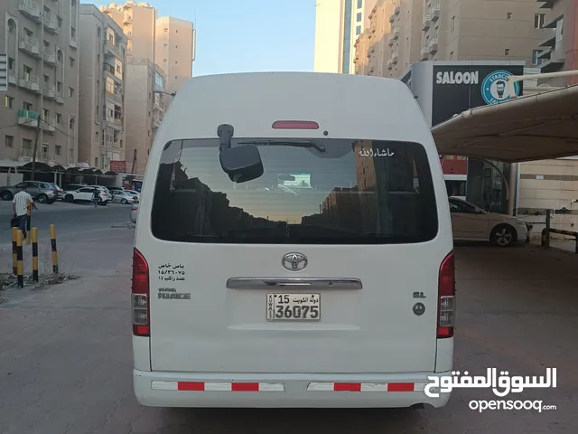 Toyota Hiace 2016 in Al Ahmadi