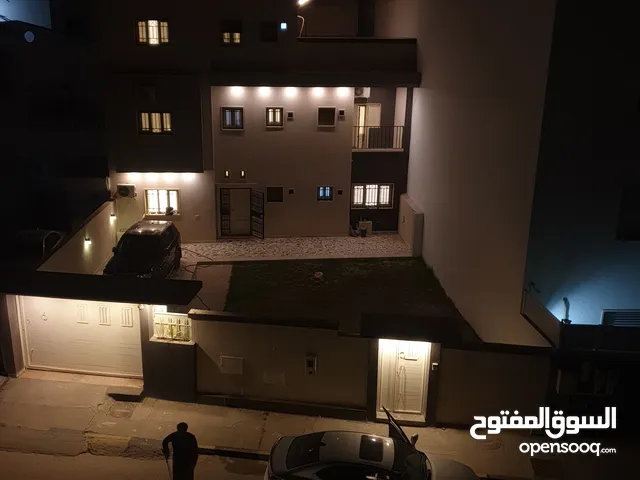 فيلا للإيجار في النوفليين خلف سهى الحسناء