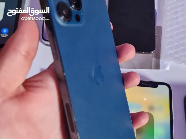 iPhone 12 pro maxx libéré officiel 256g bttre 100