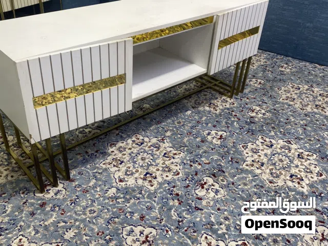 للبيع طاوله نضيفه بيعه سريعه
