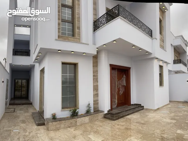620m2 More than 6 bedrooms Villa for Sale in Tripoli Ain Zara