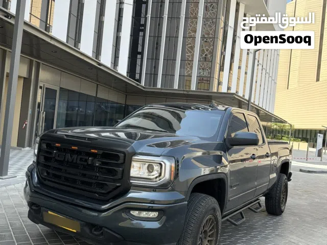 GMC Sierra 2018 Excellent Condition