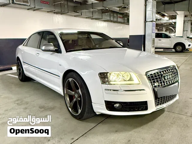 2010 أودي A8 S8