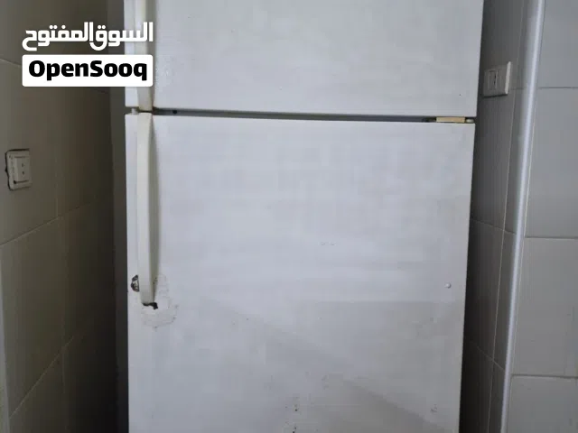 ثلاجه للبيع المستعجل