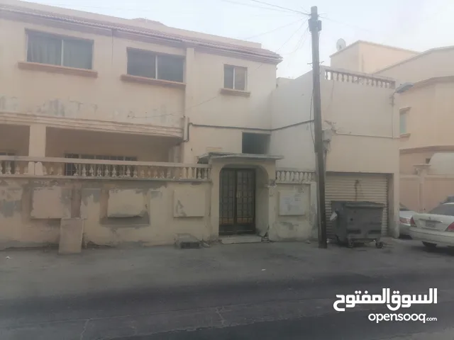 363 m2 More than 6 bedrooms Townhouse for Sale in Southern Governorate Eastern Riffa