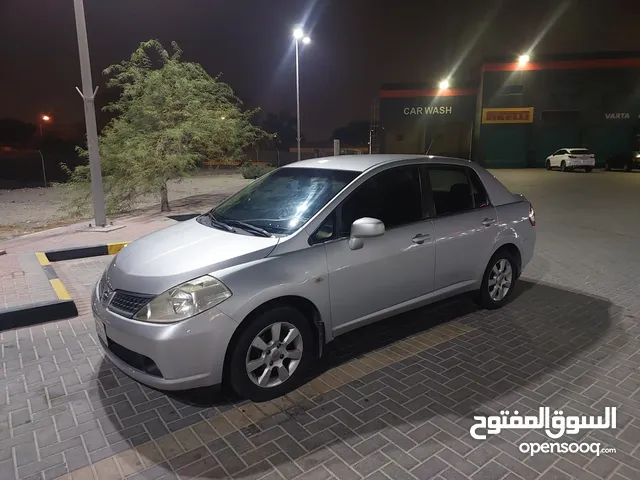 nissan tida 2008 1.8 SE