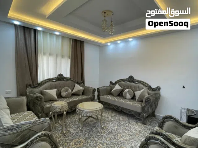 طقم كنب حفر سبع مقاعد ثلاث اطقم والبيع ثلاثه او طقم واحد زائد طقم كورنر 14 مقعد للبيع