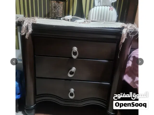 غرفه نوم بحاله جيده