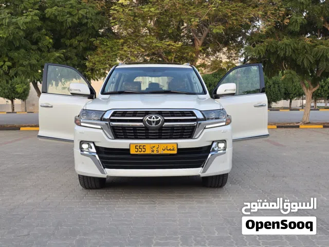 Used Toyota Land Cruiser in Al Batinah
